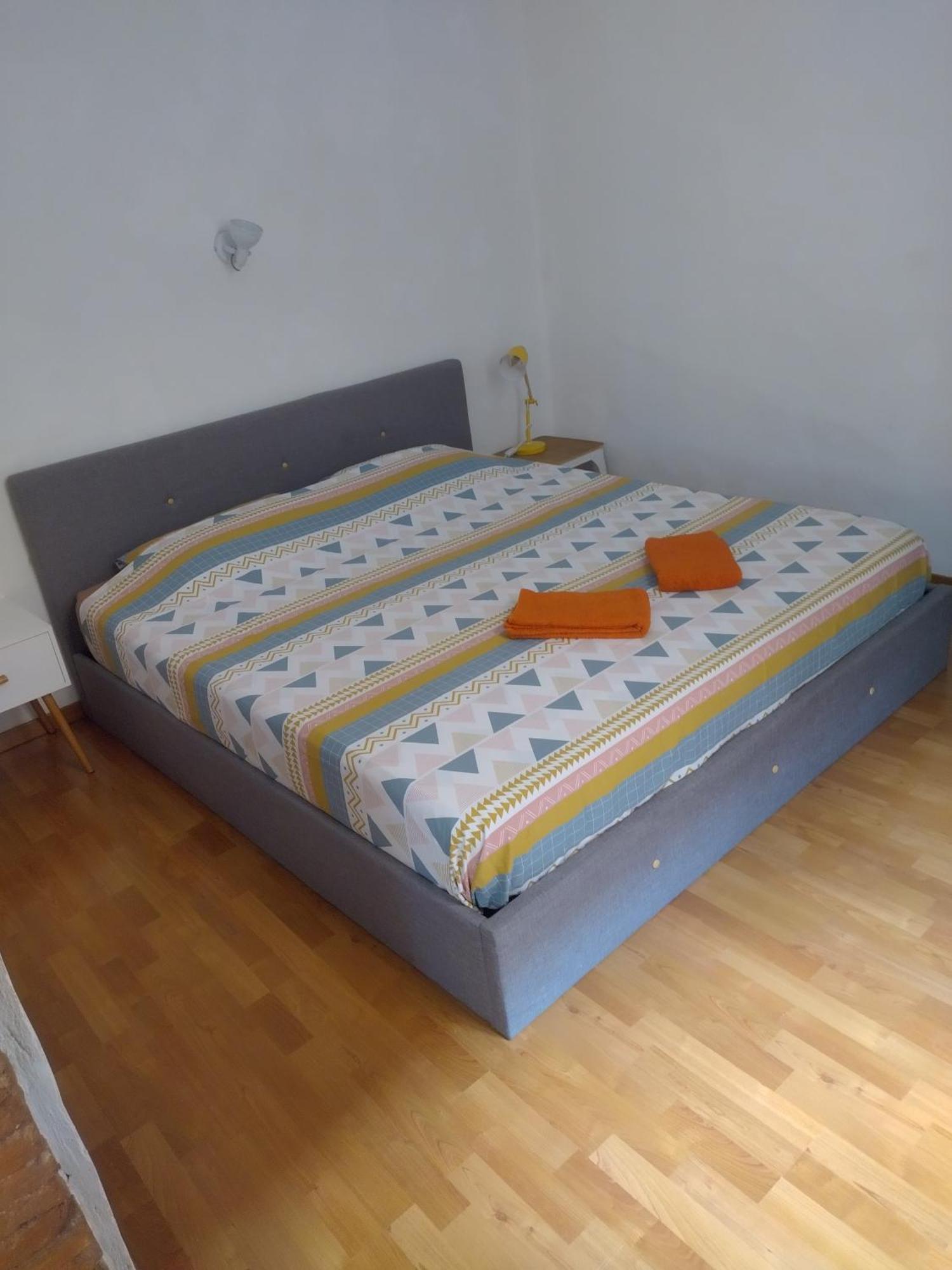 Appartement Meuble En Plein Centre De Bastia 巴斯蒂亚 外观 照片